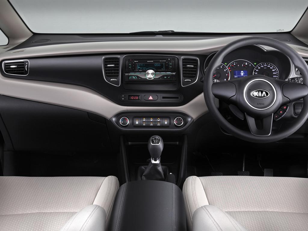 KIA Carens
