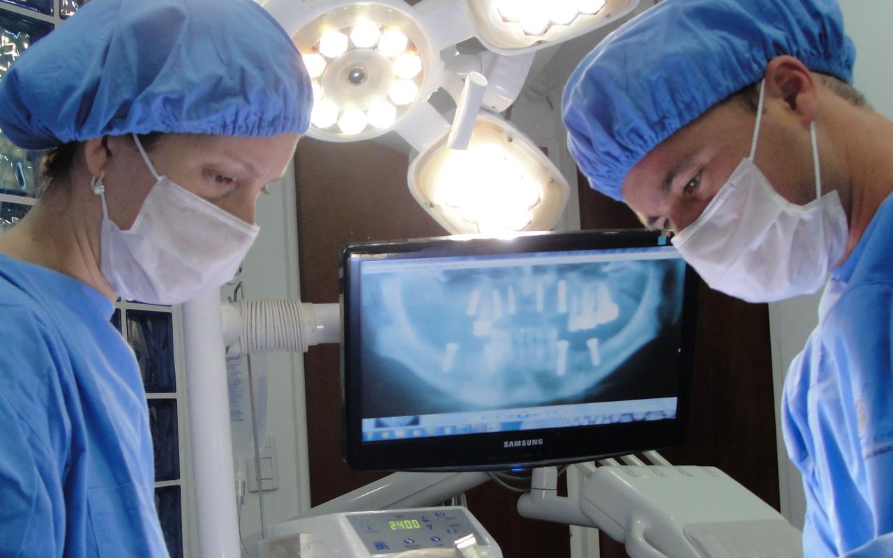 Ortodoncia e implantes